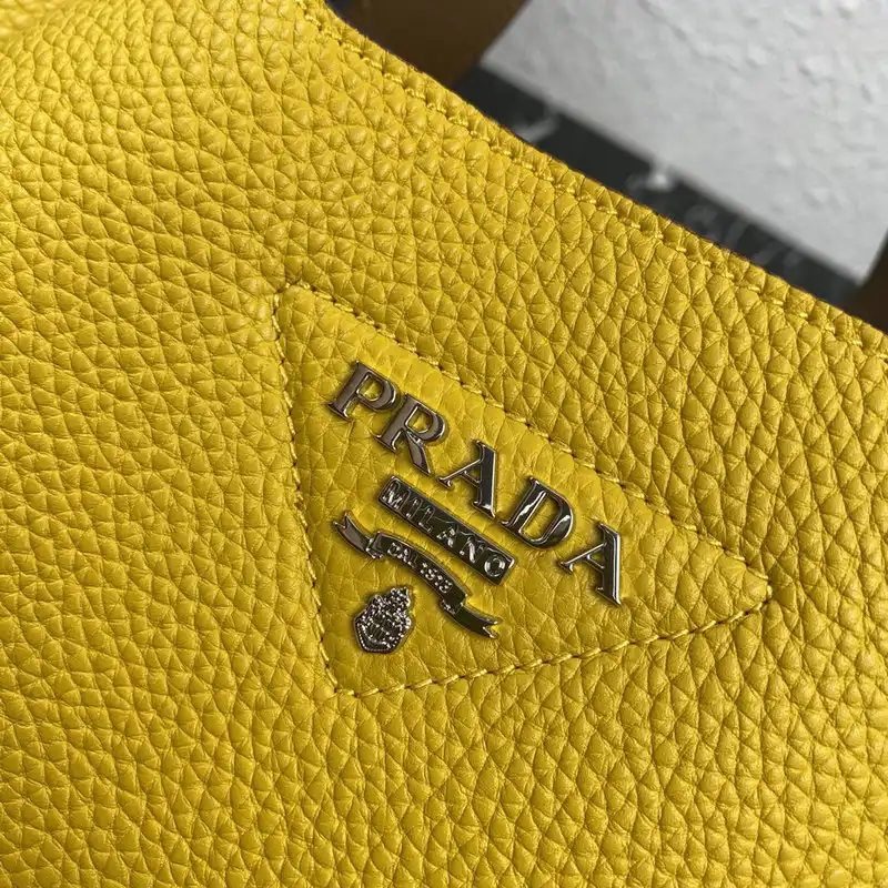 Pra*a bag 2204ya0046