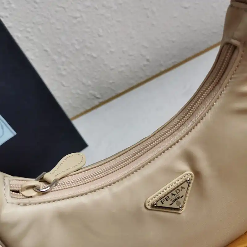 Pra*a bag 2207ht0004