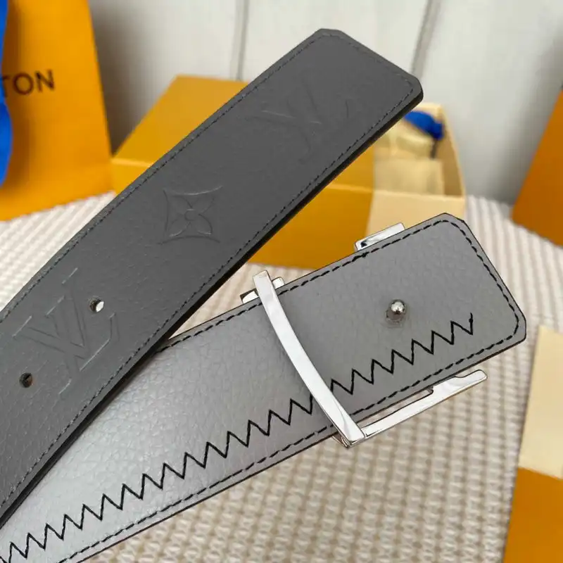 LV Belts 2207XF0042