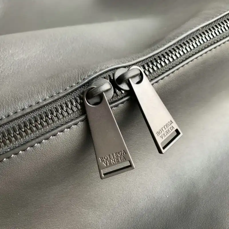 b0tt*ga Ven*ta bag 2209sf0003