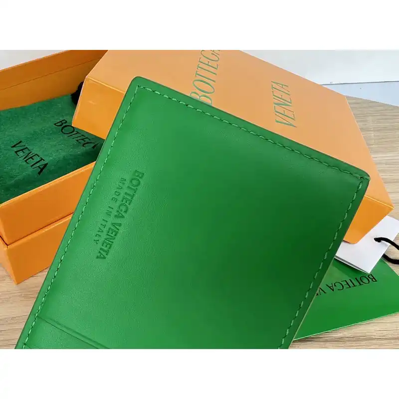 b0tt*ga Ven*ta bag 2209sf0014