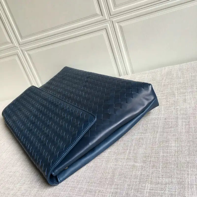 Bottega Veneta Bag 2209SF0072