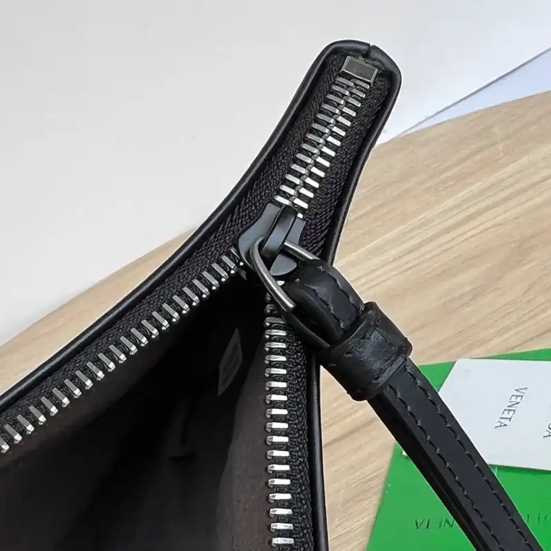 b0tt*ga Ven*ta bag 2209sf0130