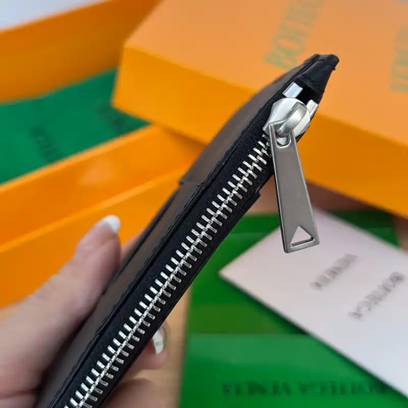 b0tt*ga Ven*ta bag 2211sf0040