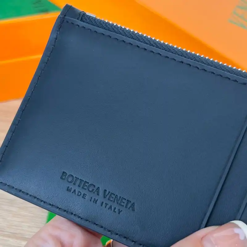 b0tt*ga Ven*ta bag 2211sf0042