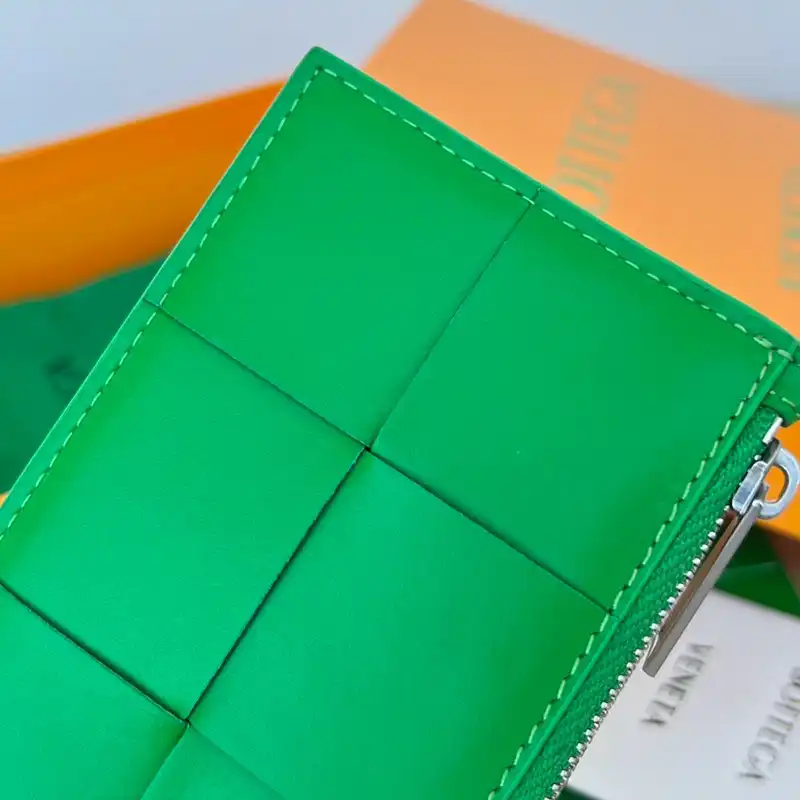 b0tt*ga Ven*ta bag 2211sf0043