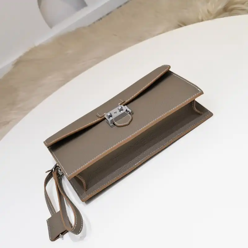 H**me5 bag 2212yz0036