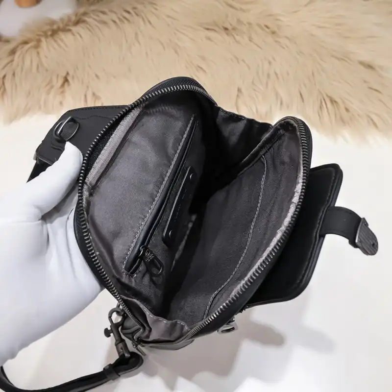 b0tt*ga Ven*ta bag 2212yz0052