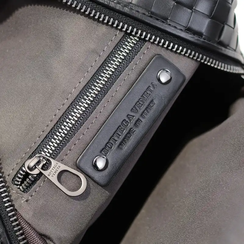 b0tt*ga Ven*ta bag 2212yz0053