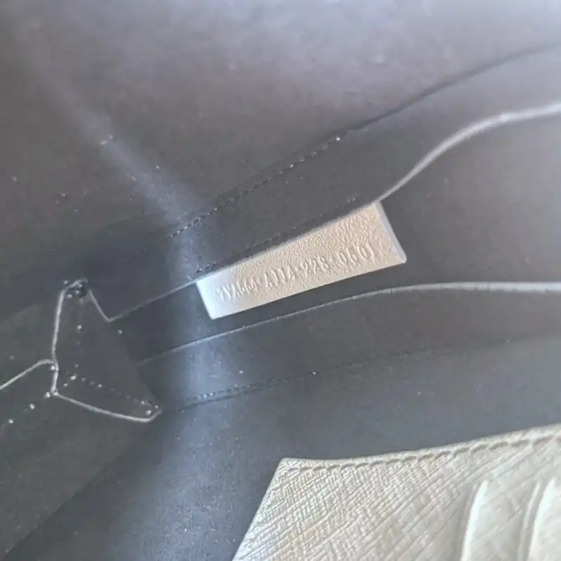 Fendi Bag 2301YA0046