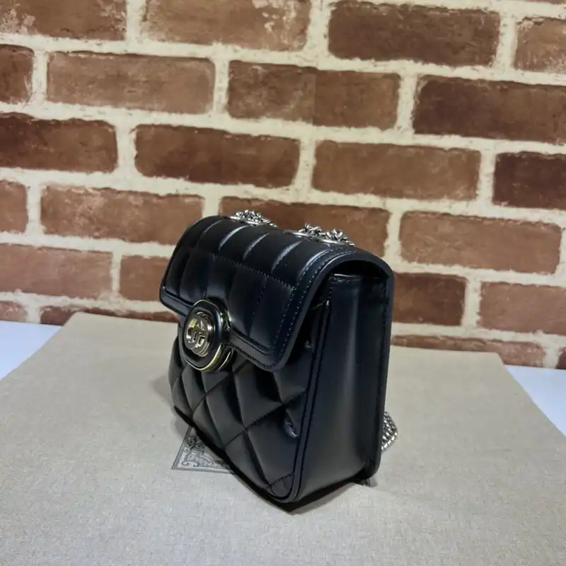 G*u*i bag 2304ya0083