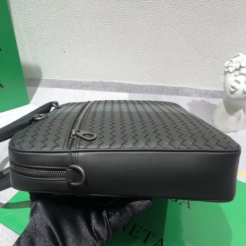 b0tt*ga Ven*ta bag 2306yz0040