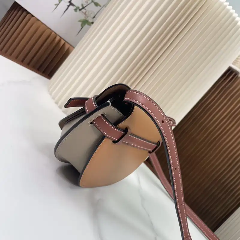 L0ew* bag 2309ya0141