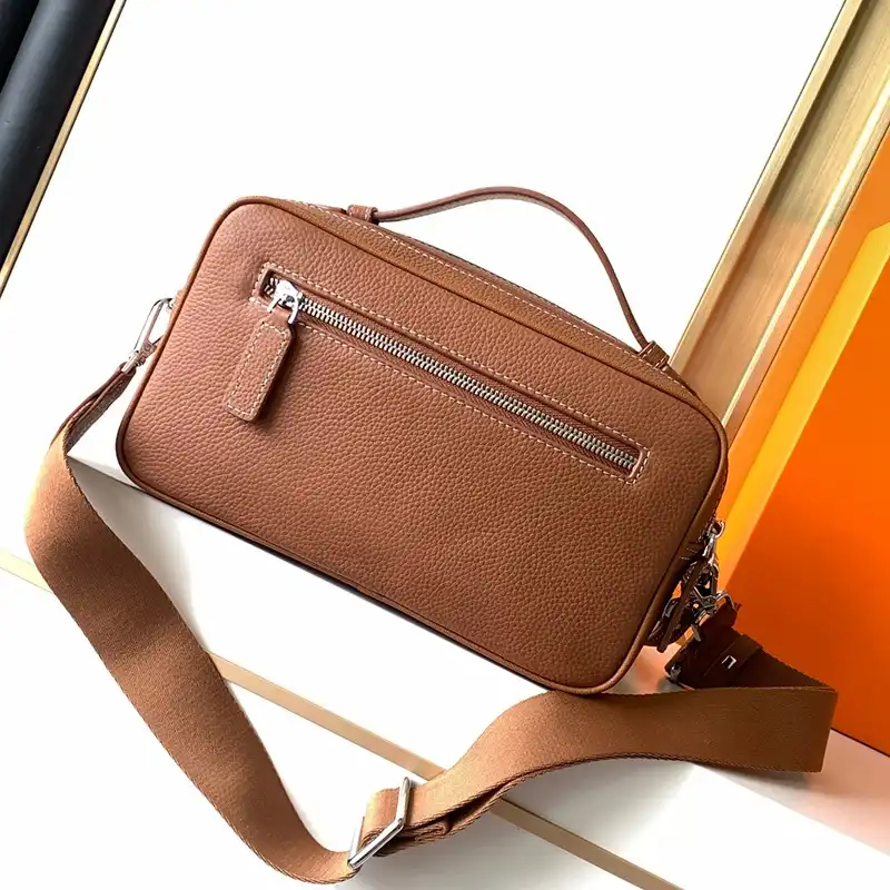 H**me5 bag 2309ya0178