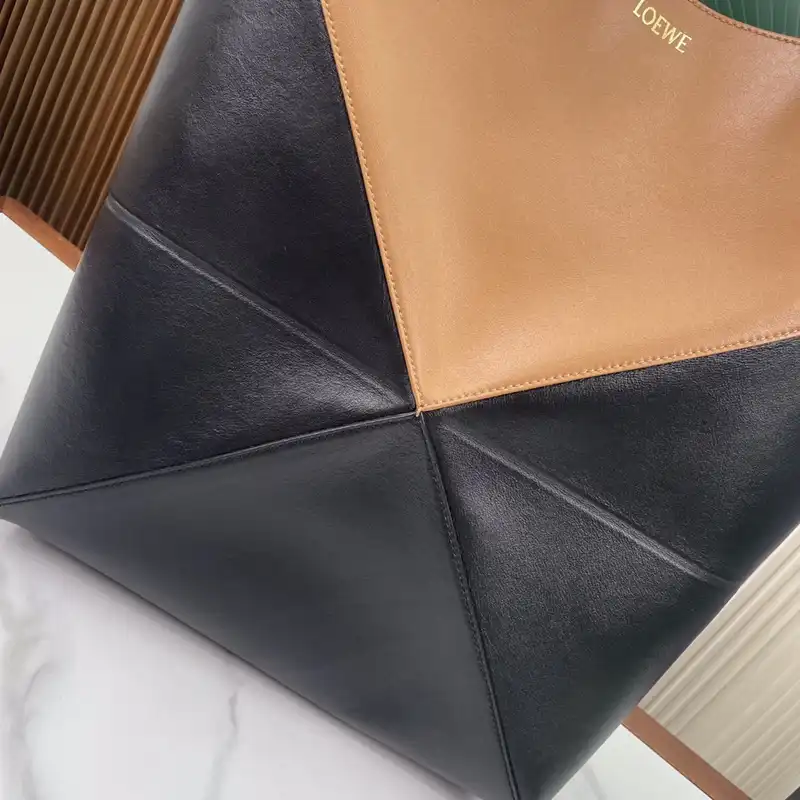 L0ew* bags 2312ya0016