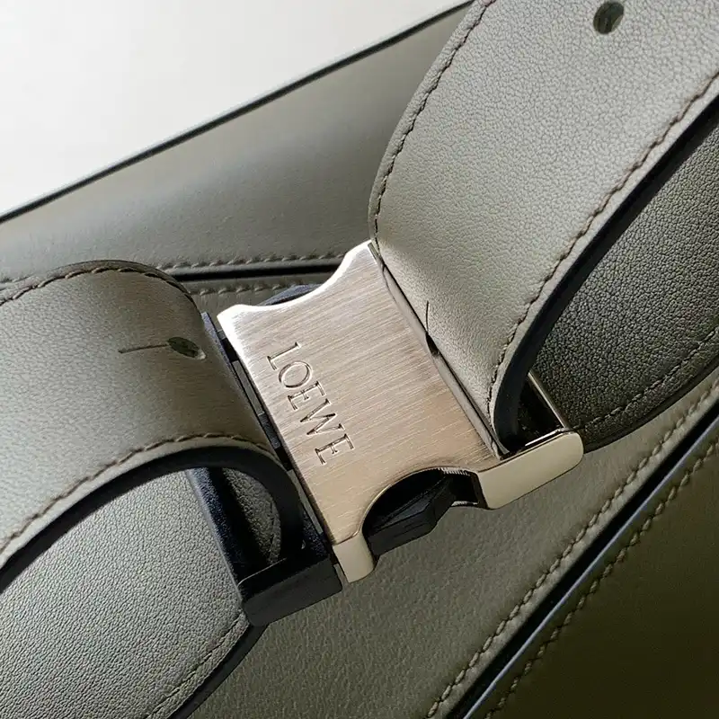 L0ew* bags 2312ya0020