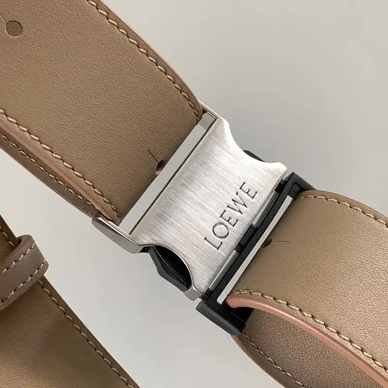 L0ew* bags 2312ya0021