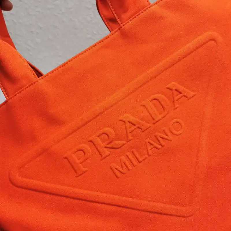 Pra*a bags 2312ya0035