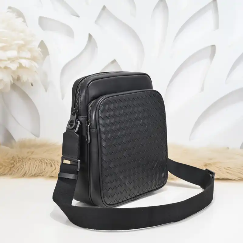 b0tt*ga Ven*ta bags 2401ya0007