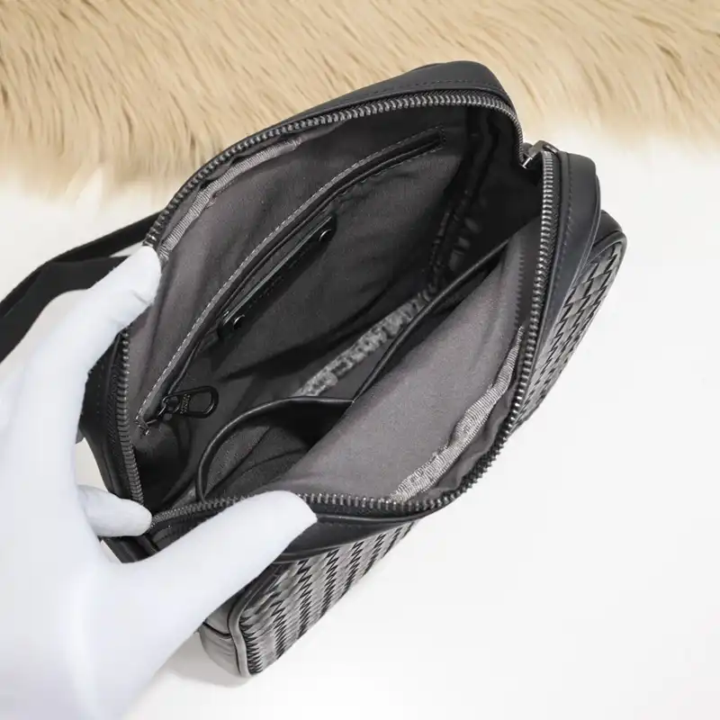 b0tt*ga Ven*ta bags 2401ya0007