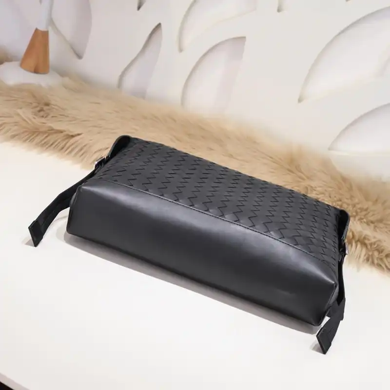 b0tt*ga Ven*ta bags 2401ya0018