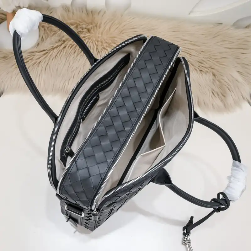 b0tt*ga Ven*ta bags 2401ya0103