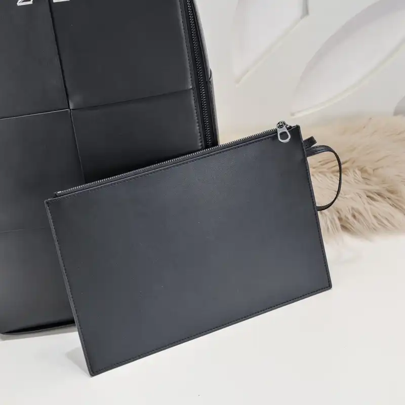 b0tt*ga Ven*ta bags 2401ya0104