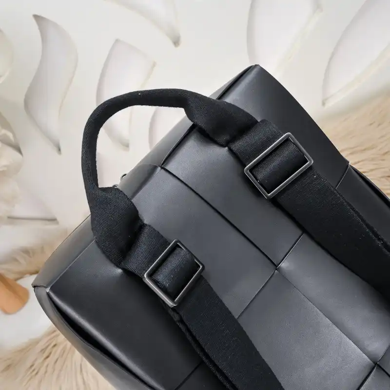 b0tt*ga Ven*ta bags 2401ya0104