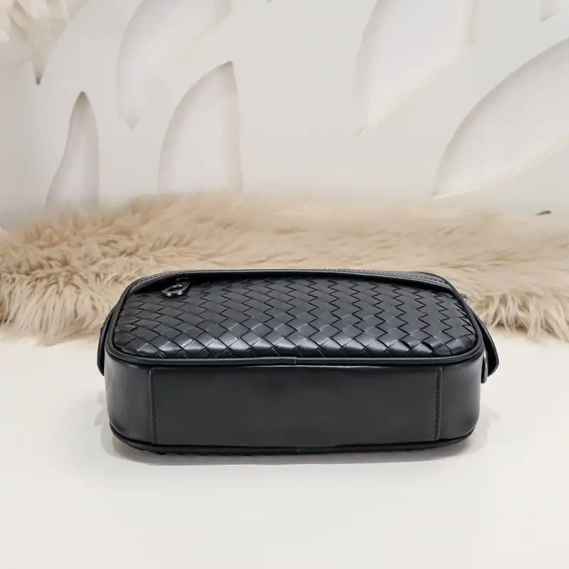 b0tt*ga Ven*ta bags 2401ya0109