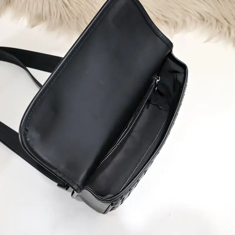 b0tt*ga Ven*ta bags 2401ya0110