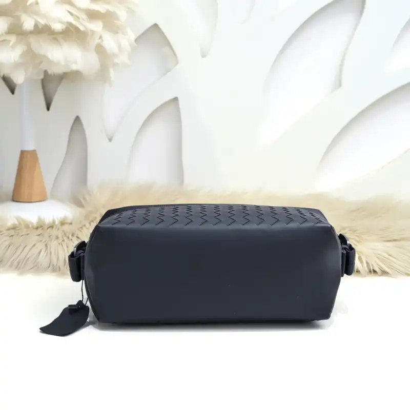 b0tt*ga Ven*ta bags 2406ya0004