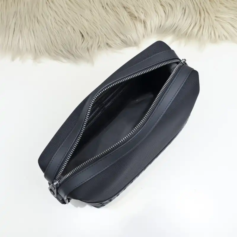 b0tt*ga Ven*ta bags 2406ya0004