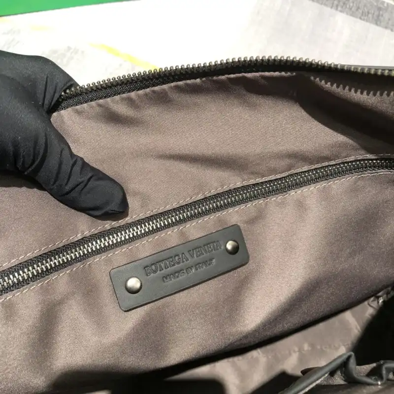 b0tt*ga Ven*ta bags 2406ya0019