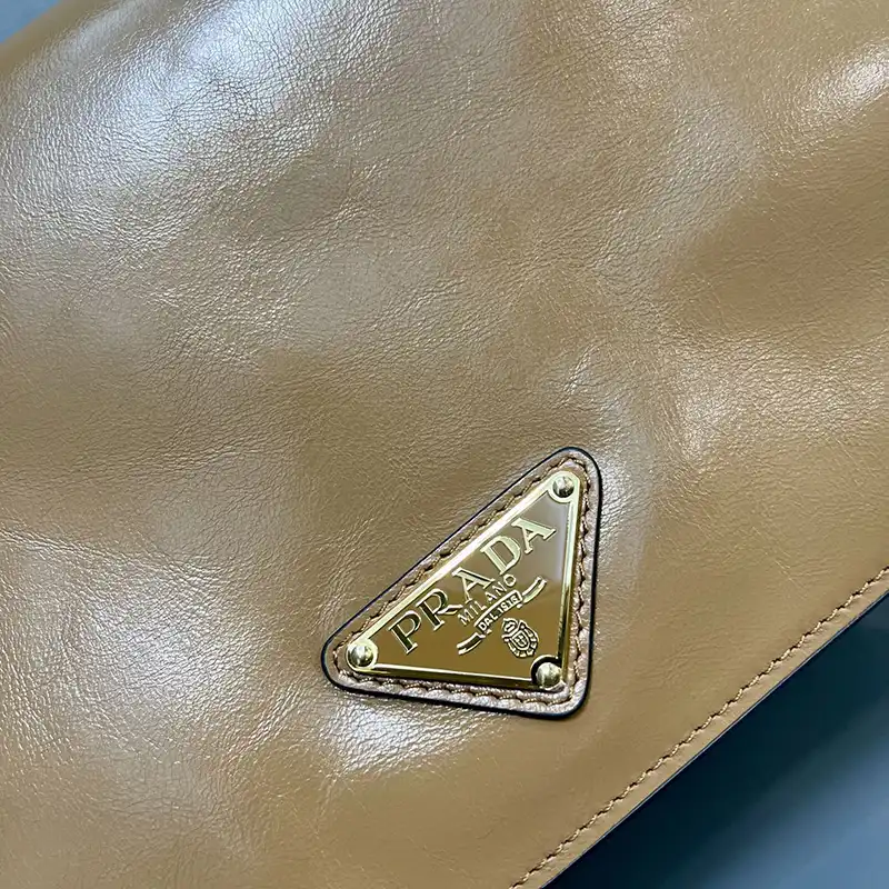 Pra*a bags 2406ya0080