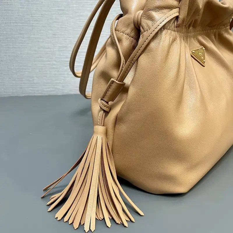 Pra*a bags 2406ya0102