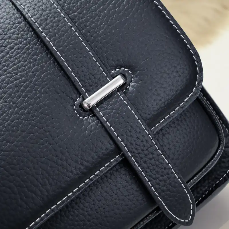 H**me5 bags 2406ya0113