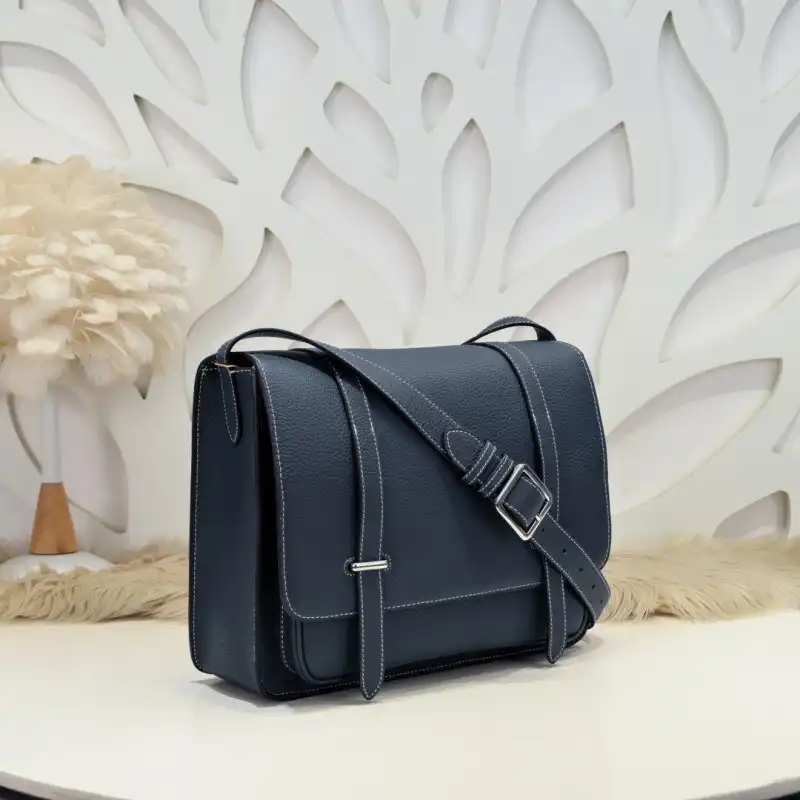 H**me5 bags 2406ya0120