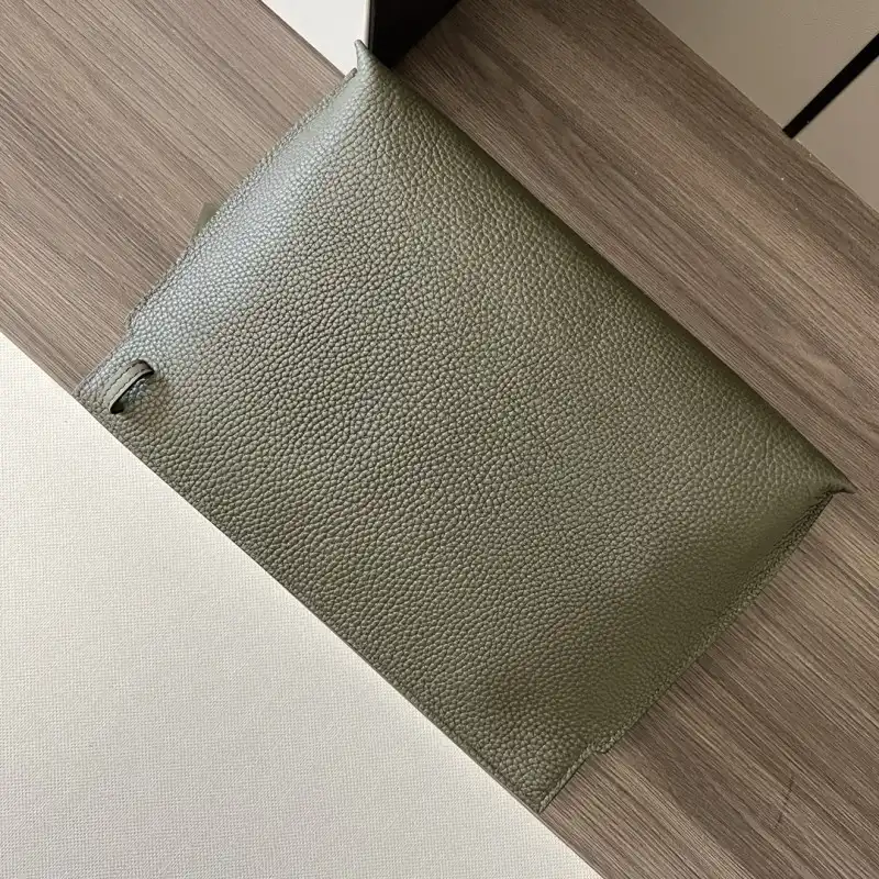 L0ew* bags 2406ya0160