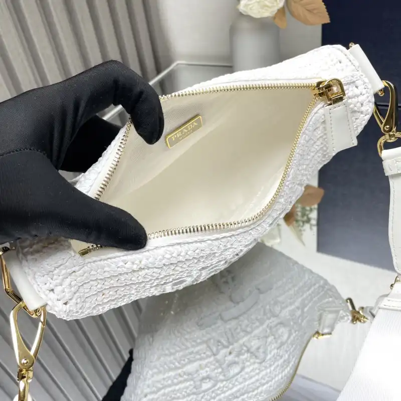 Pra*a bags 2407yz0137