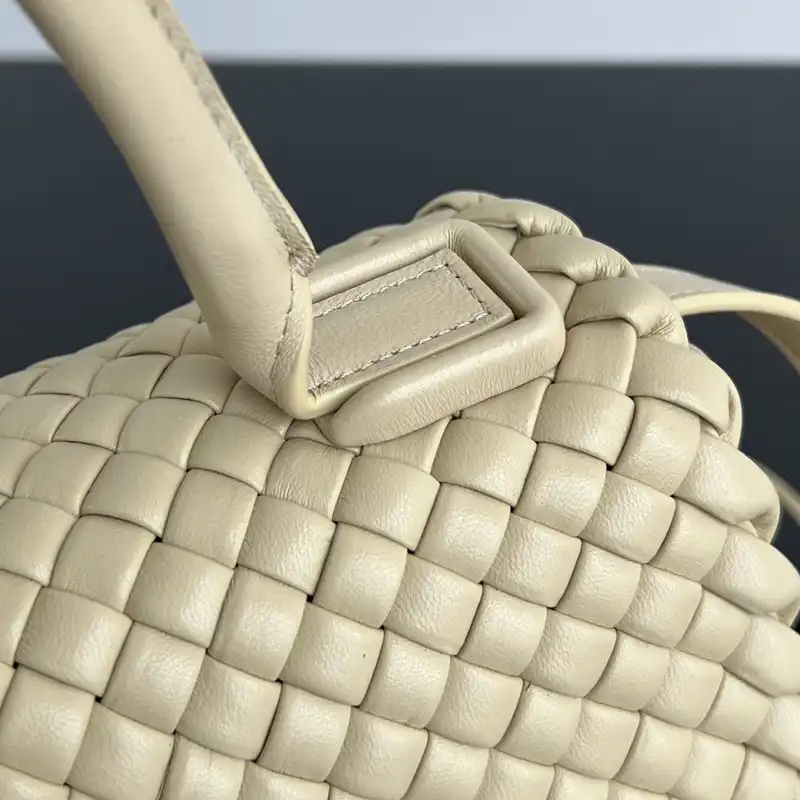 b0tt*ga Ven*ta bags 2409sf0024