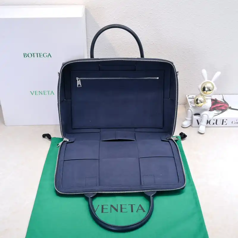 b0tt*ga Ven*ta bags 2409sf0057