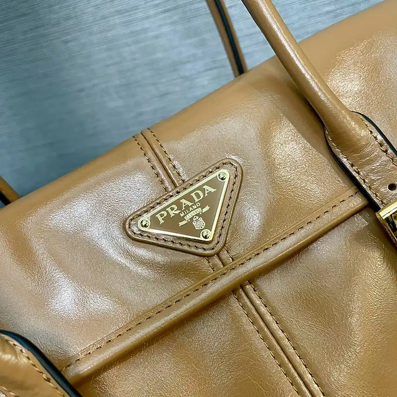 Pra*a bags 2409ya0006