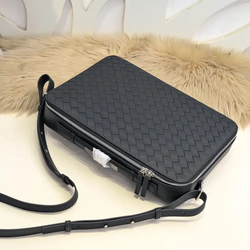 b0tt*ga Ven*ta bags 2409ya0038