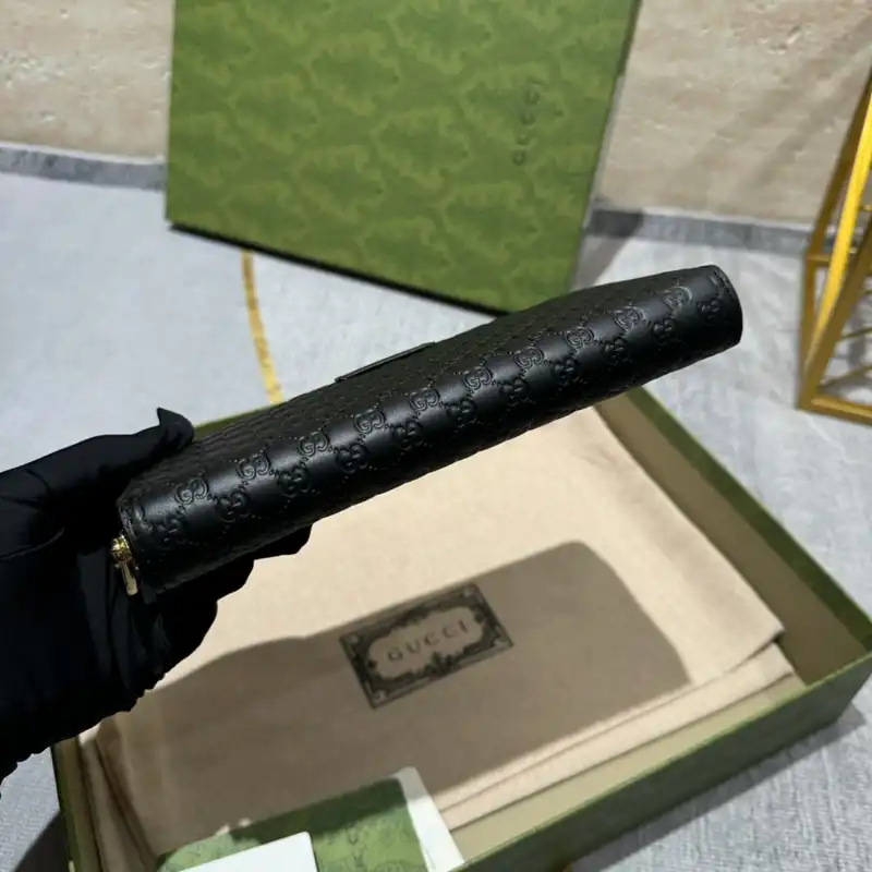 G*u*i bags 2409ya0043