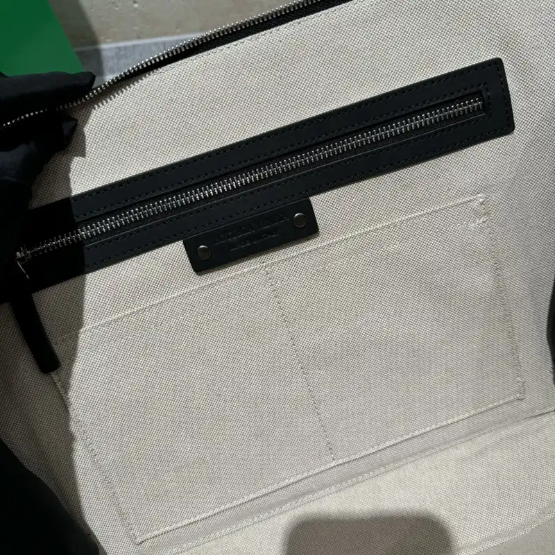 b0tt*ga Ven*ta bags 2409ya0086