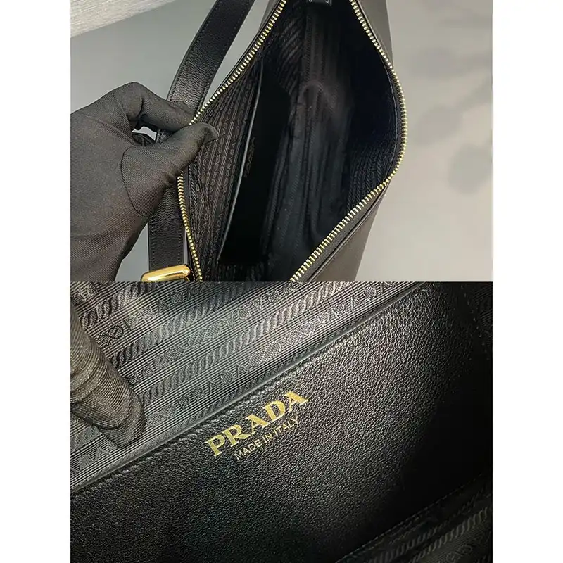 Pra*a bags 2409ya0109