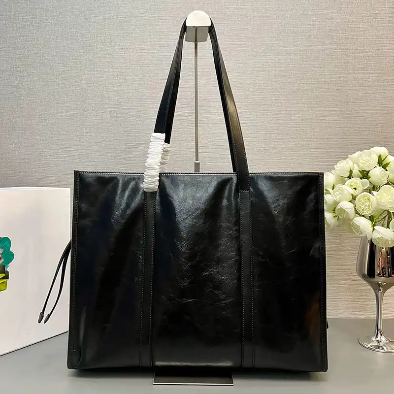 Pra*a bags 2409ya0127