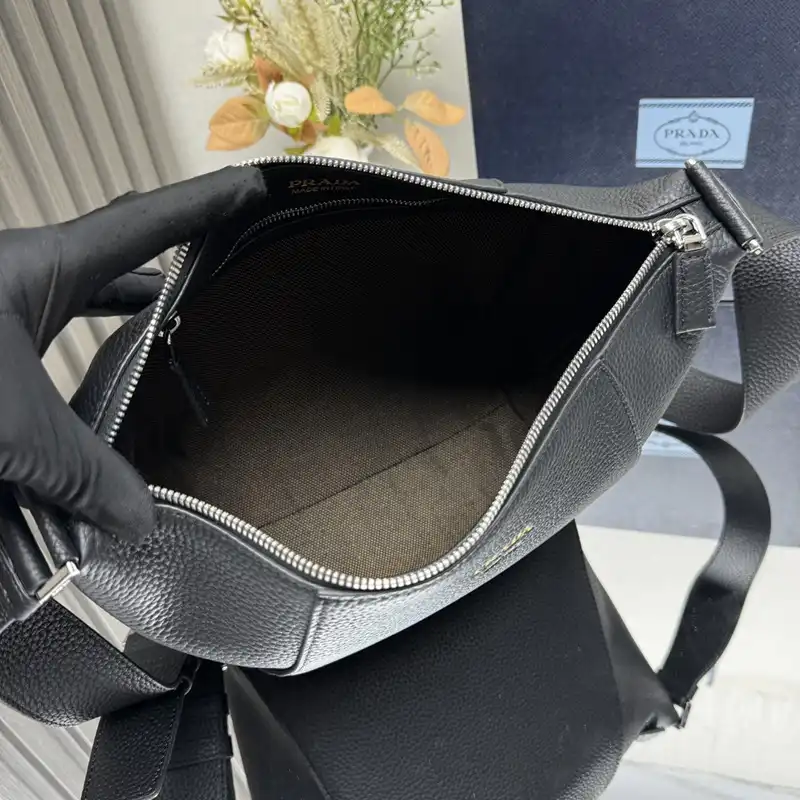 Pra*a bags 2410ya0008