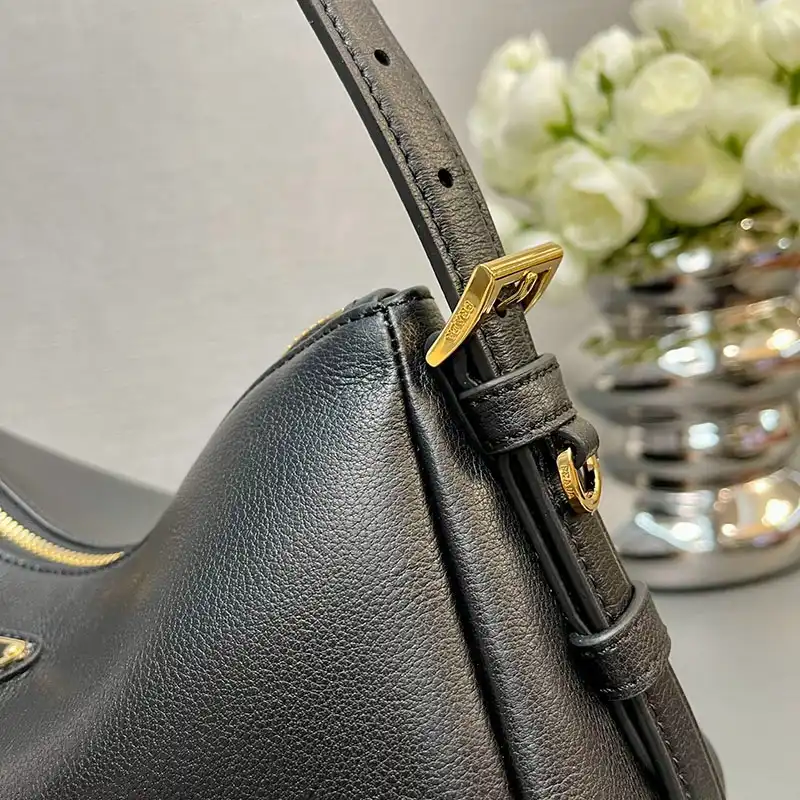 Pra*a bags 2410ya0093