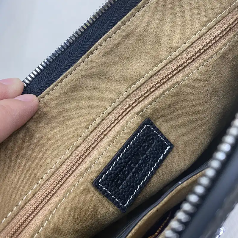 H**me5 bags 2410ya0118